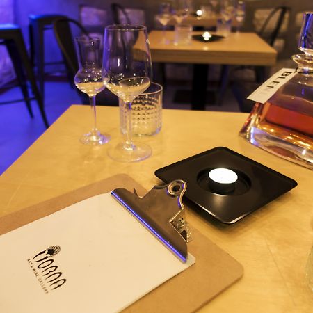 Hotel U Krize Πράγα Εξωτερικό φωτογραφία