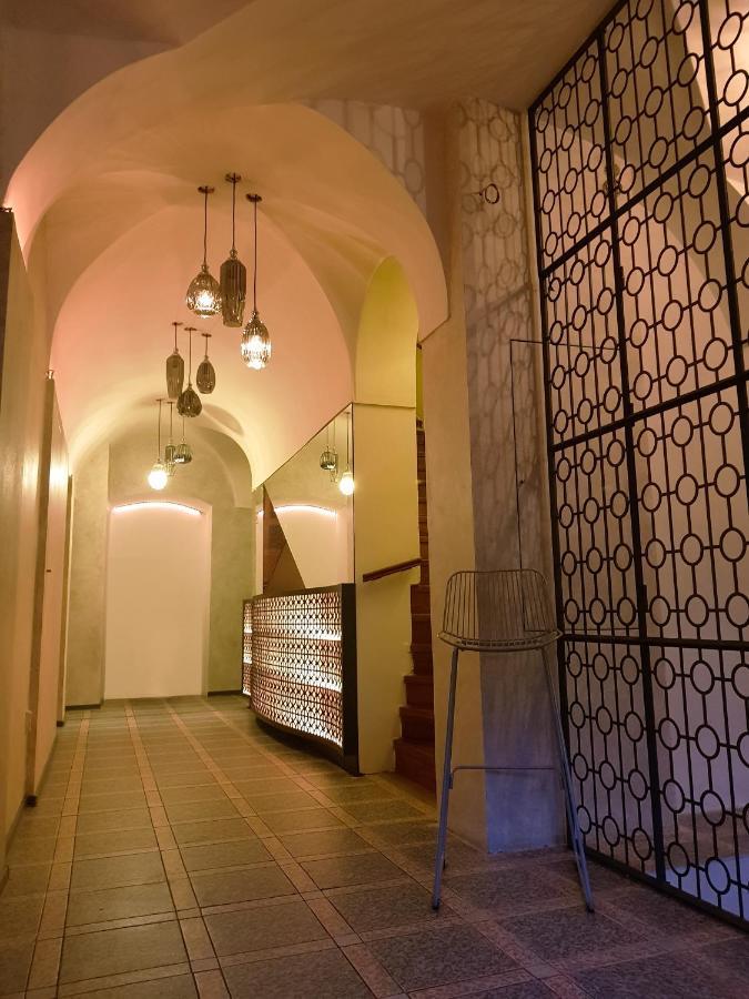 Hotel U Krize Πράγα Εξωτερικό φωτογραφία
