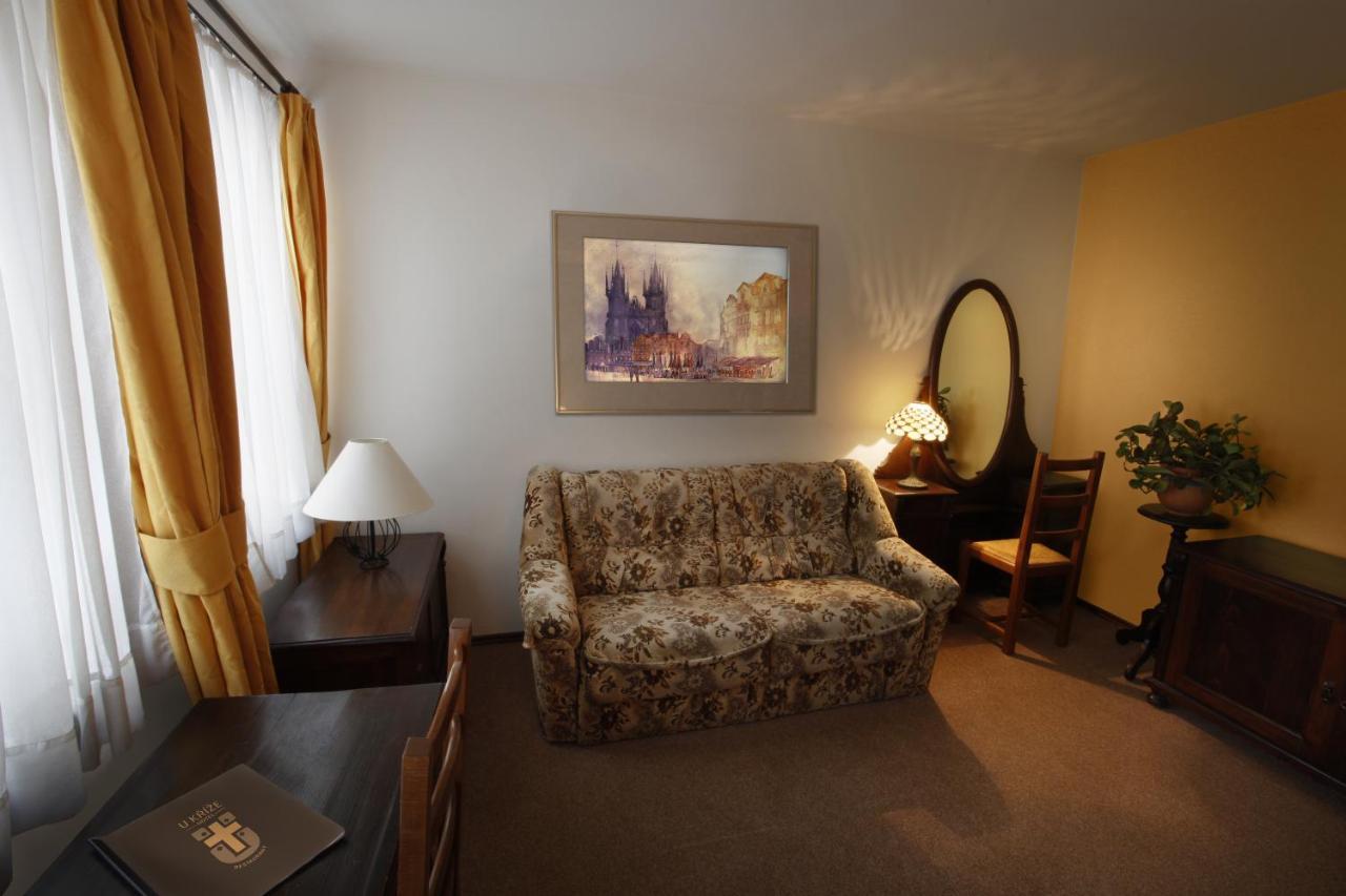 Hotel U Krize Πράγα Εξωτερικό φωτογραφία