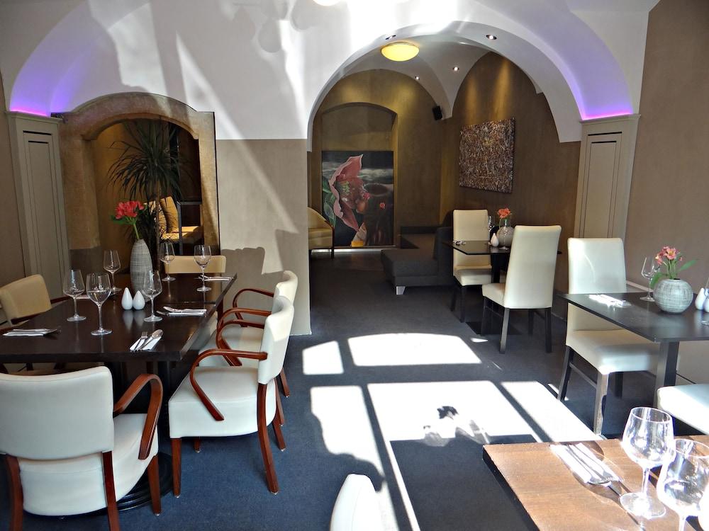 Hotel U Krize Πράγα Εξωτερικό φωτογραφία