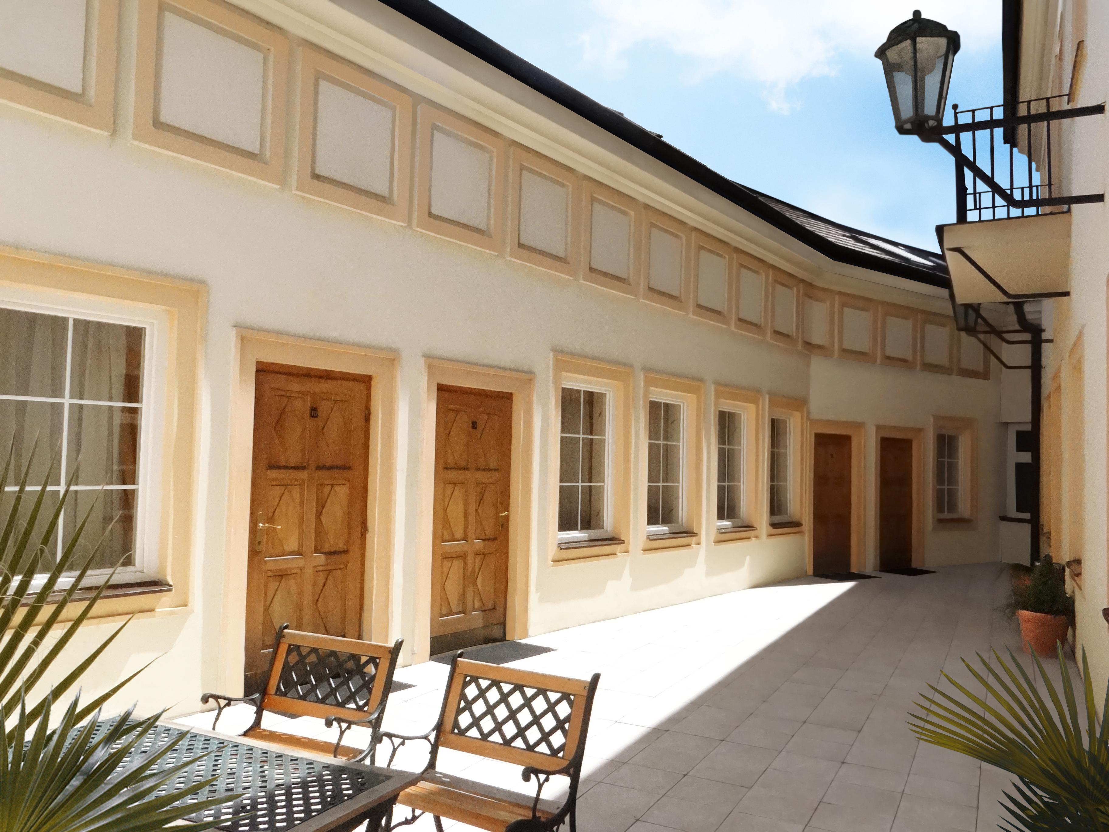 Hotel U Krize Πράγα Εξωτερικό φωτογραφία
