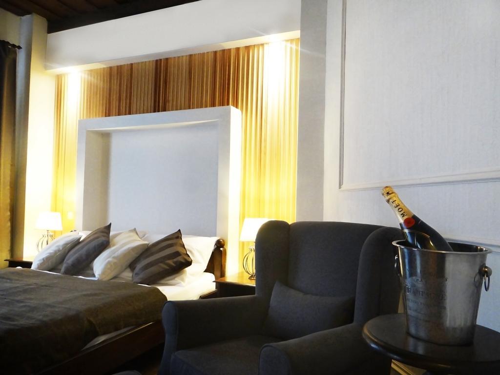 Hotel U Krize Πράγα Εξωτερικό φωτογραφία