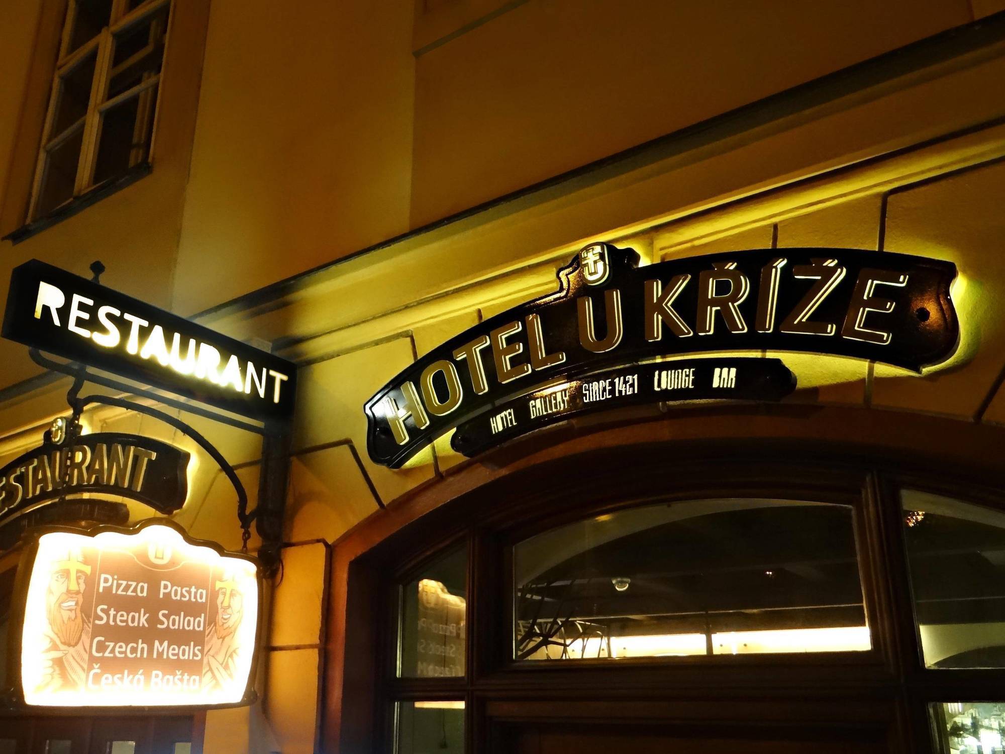 Hotel U Krize Πράγα Εξωτερικό φωτογραφία