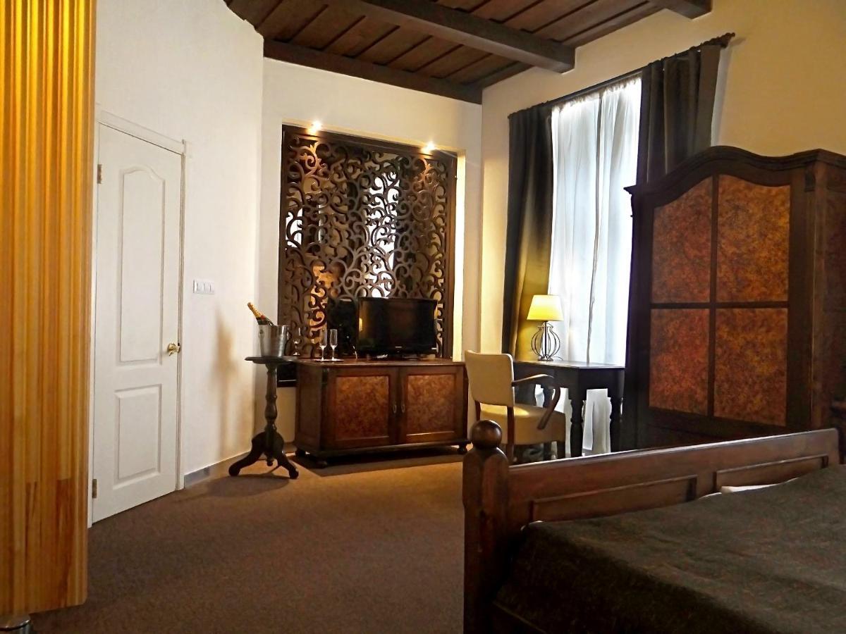 Hotel U Krize Πράγα Εξωτερικό φωτογραφία