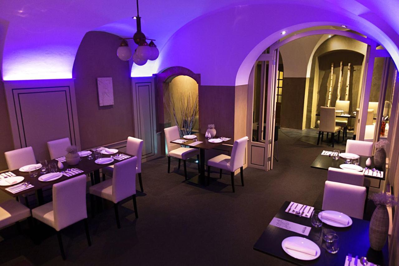 Hotel U Krize Πράγα Εξωτερικό φωτογραφία
